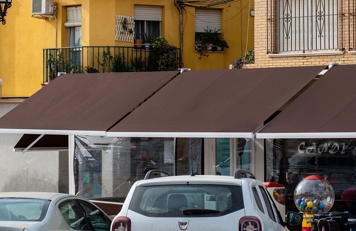 Toldos para cafetería en Bollullos del Condado