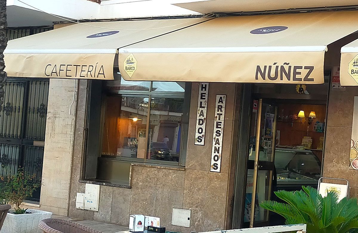 serígrafía y montaje de toldos Cafetería Núñez